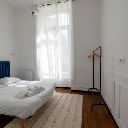 アパート Cathedrale Hyper Centre ランス