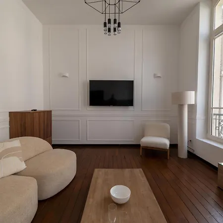 Cathedrale Hyper Centre ランス